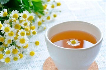 Ромашка при простатите: отвары и клизмы, лечение, отзывы мужчин